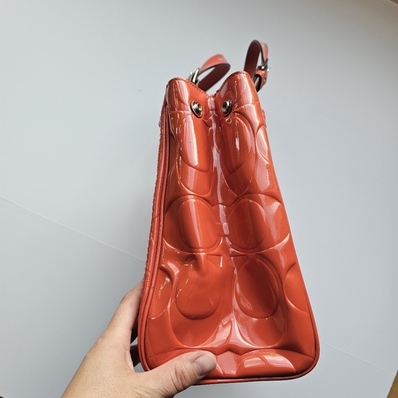 Coach Coral Peach Patent leather Coach Tote Handbag Purse - Picture 7 of 13